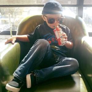 Meet your Posher, Cori